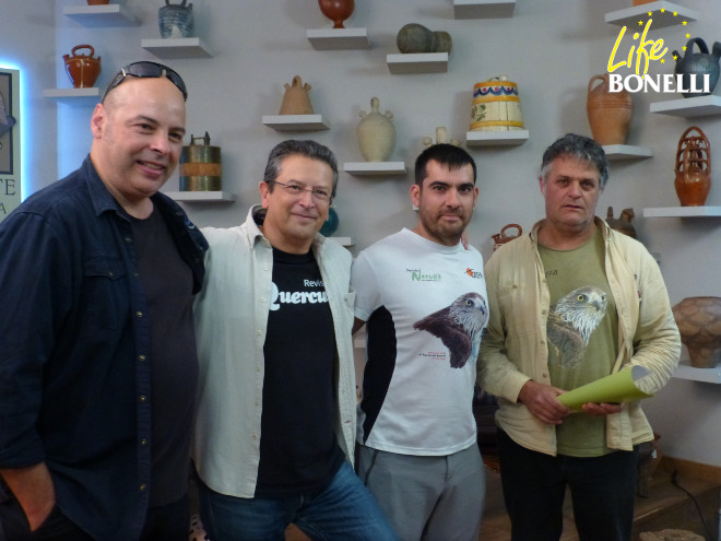 De izquierda a derecha, José Antonio Montero y Rafael Serra, redactor jefe y director de Quercus respectivamente, Juanjo Iglesias, experto en conservación de especies amenazadas de GREFA, y Ernesto Álvarez, presidente de GREFA. Foto: María Luisa Fernández del Castillo.